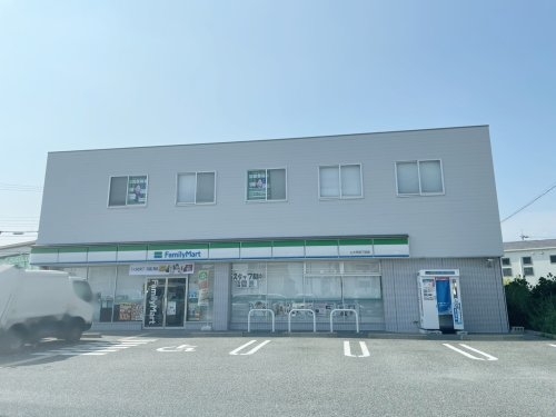 シェリール甲東園(ファミリーマート上大市四丁目店)