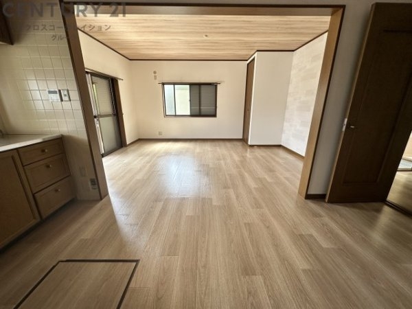 野上6丁目貸家