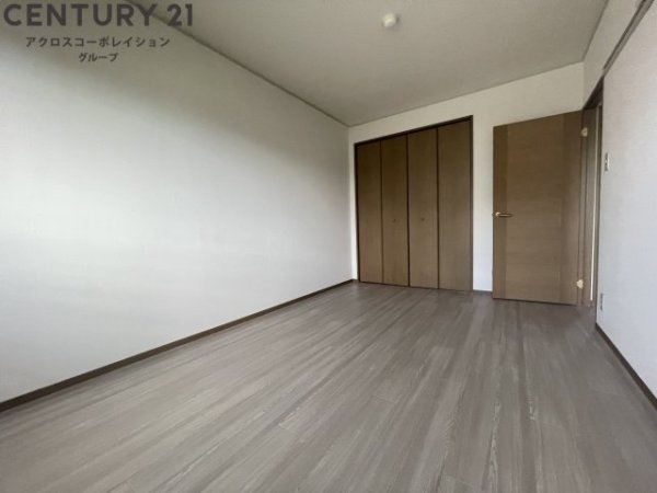 VILLA98
