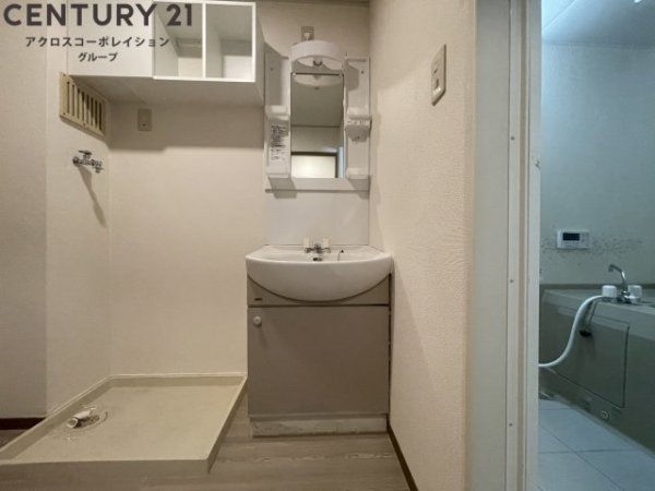 VILLA98