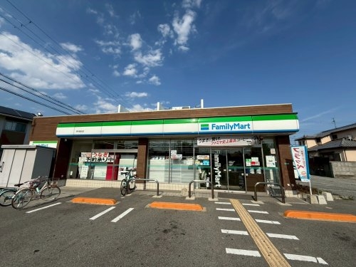ベルノート(ファミリーマート伊丹堀池店)