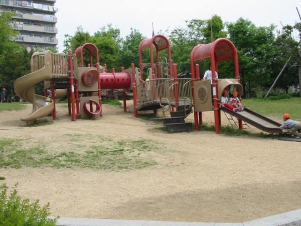 メゾンドピュア(十六名公園)