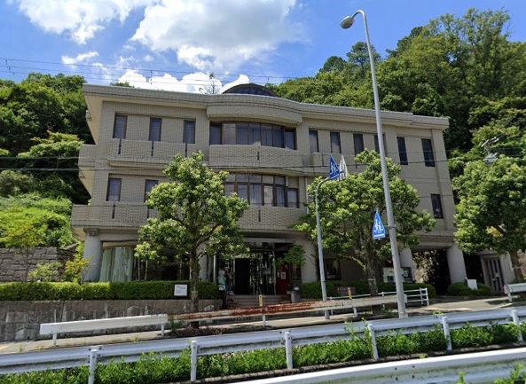 サンハイツ宝塚五月台Ｂ棟(宝塚市立中山台分室)