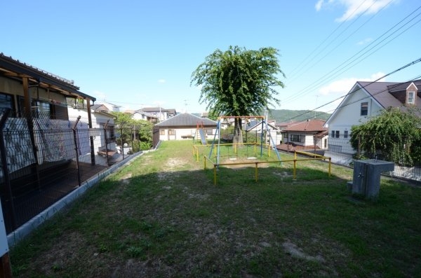 ドムール宝塚(花屋敷第２公園)