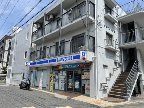 グランハウス甲子園(ローソン武庫川学院前店)