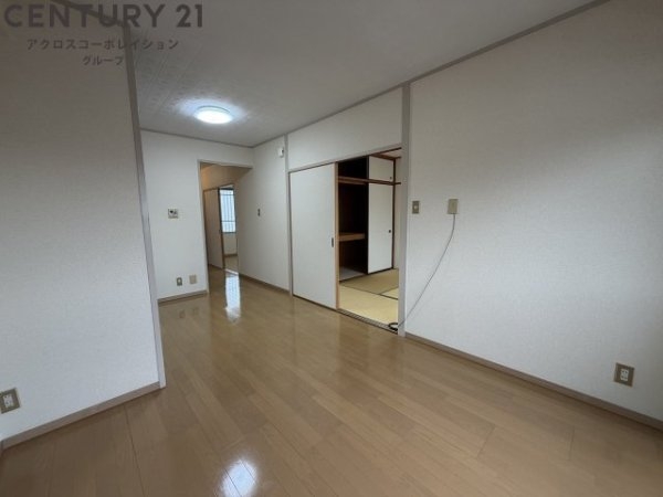 サカセイーストビル