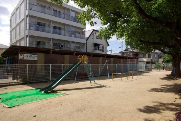 イトーミ・グランデ(稲野駅前公園)