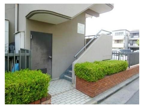 ハイツ岡本