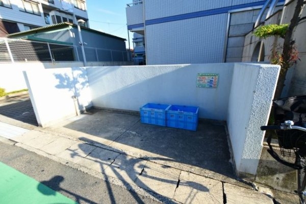西宮市甲子園口４丁目のマンション