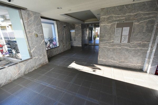 西宮市甲子園口４丁目のマンション