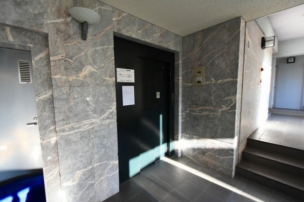 西宮市甲子園口４丁目のマンション