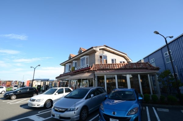 ファミール安倉2(マクドナルド宝塚インター店)