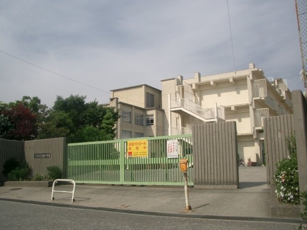 セジュール西村(宝塚市立　安倉中学校)