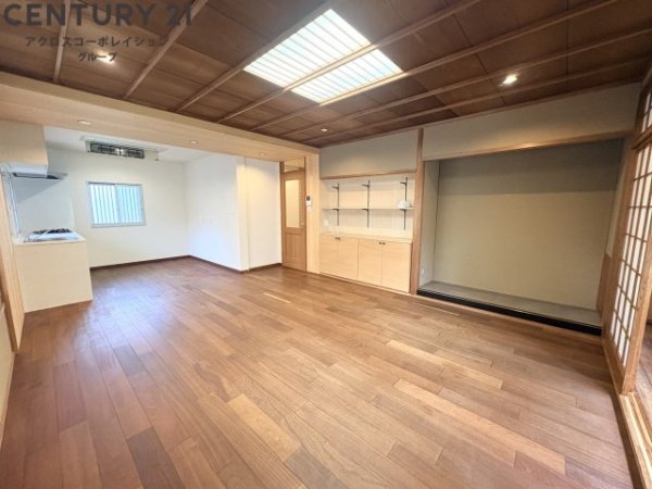 西宮市南昭和町の貸家