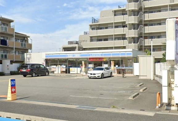 パラシオ桜ヶ丘(ローソン伊丹大鹿七丁目店)