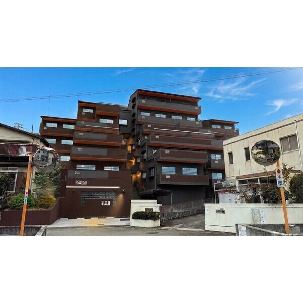 ソリッソ宝塚(旧:ハイタウン旭)