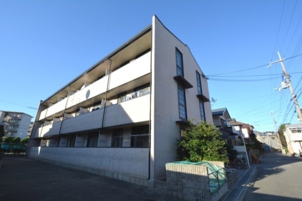 レオパレスドミール