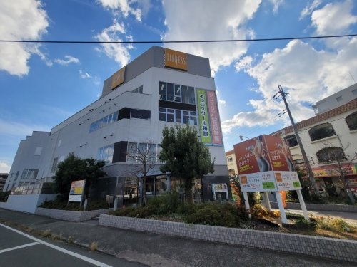 マンションあぜりあ(フィットネスクラブティップネス武庫之荘)
