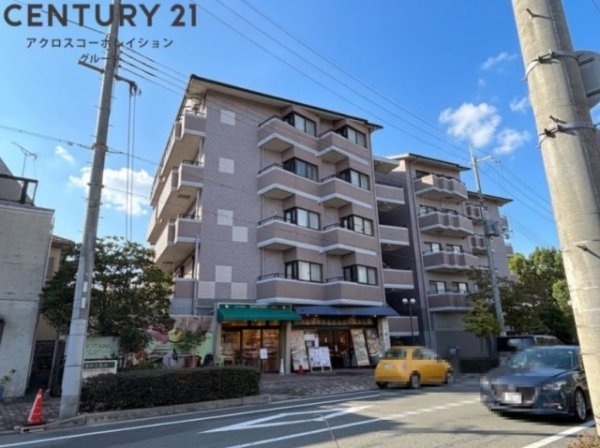 グートピア逆瀬川