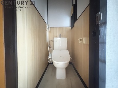 富松町4丁目貸家
