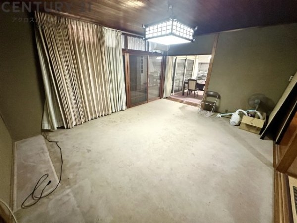 宝塚市泉ガ丘戸建