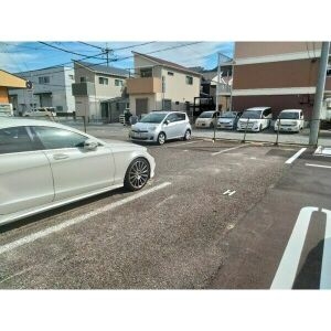 アイディメゾンF