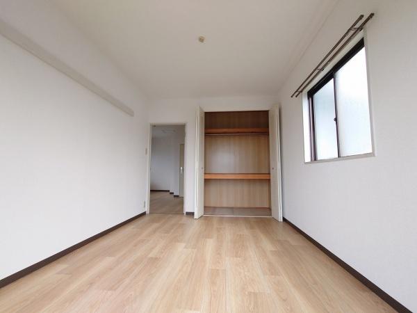 向日市寺戸町向畑のマンション