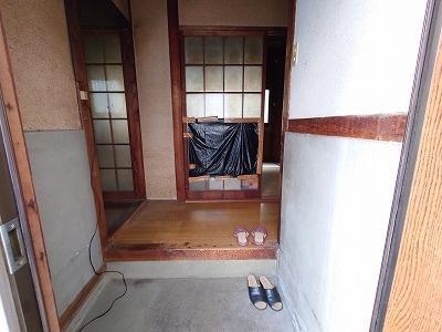 乙訓郡大山崎町字大山崎小字尻江の倉庫