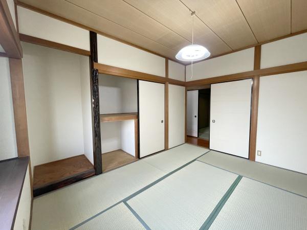 長岡京市神足ミドロの貸家