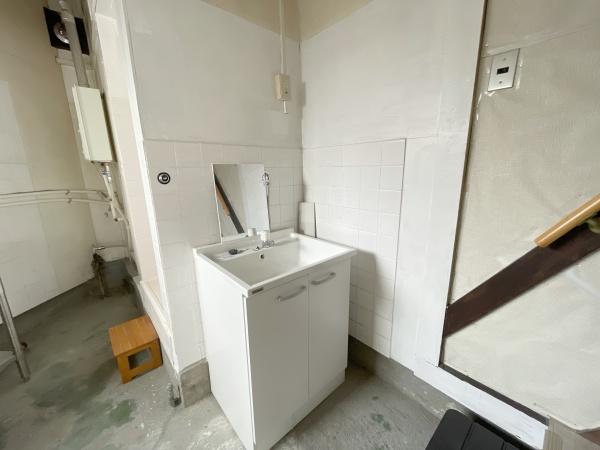 長岡京市滝ノ町２丁目の住宅付店舗（一戸建）