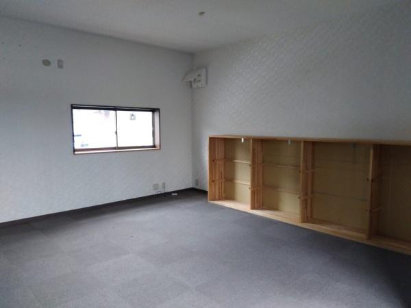 京都市伏見区羽束師菱川町の事務所