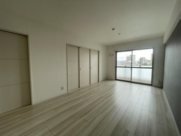 長岡京市開田４丁目のマンション