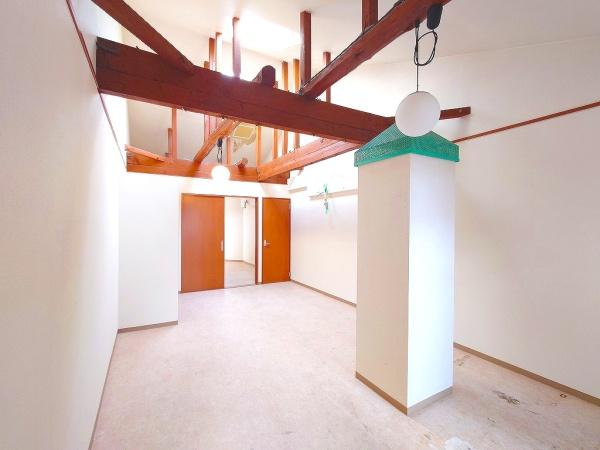 長岡京市馬場見場走りの店舗（一戸建）