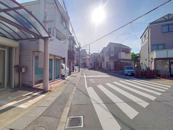長岡京市馬場見場走りの店舗（一戸建）