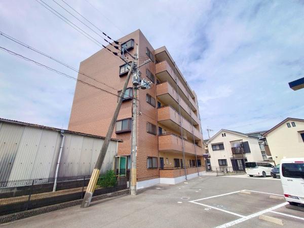 長岡京市馬場２丁目のマンション