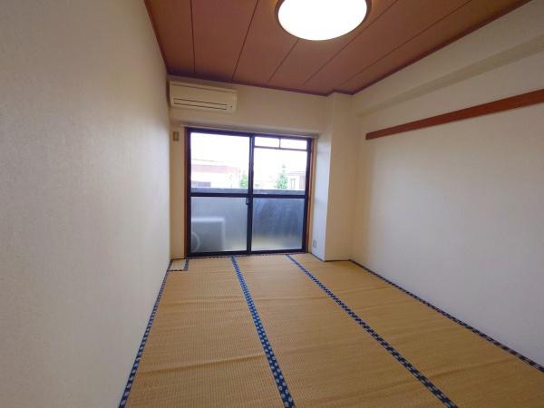 京都市伏見区羽束師菱川町のマンション