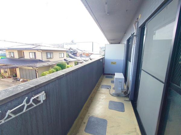 京都市伏見区羽束師菱川町のマンション