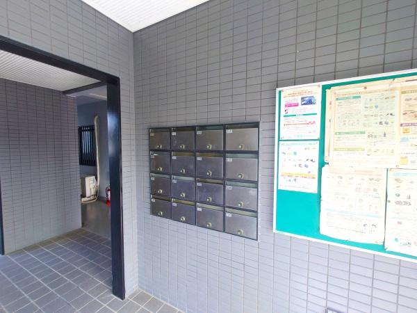 京都市伏見区羽束師菱川町のマンション