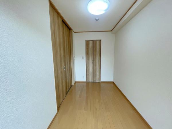 アンプルールフェール樹