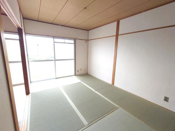 長岡京市開田４丁目のマンション
