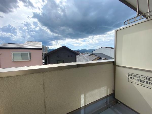 長岡京市神足麦生のアパート
