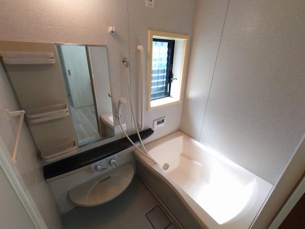 長岡京市滝ノ町１丁目の貸家