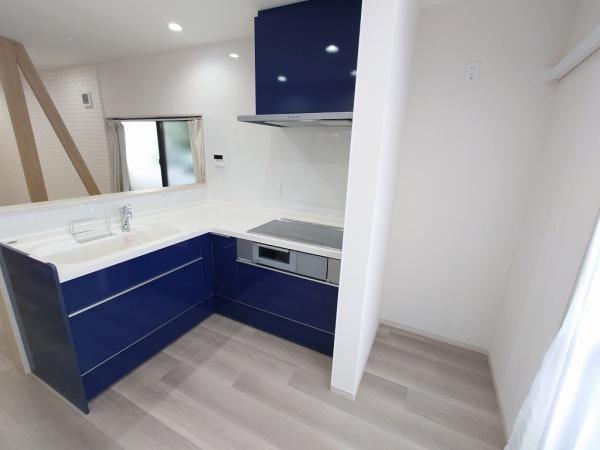 長岡京市滝ノ町１丁目の貸家