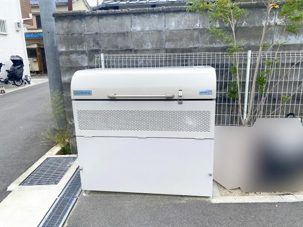 向日市寺戸町中垣内のアパート