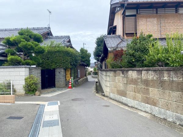 向日市寺戸町中垣内のアパート