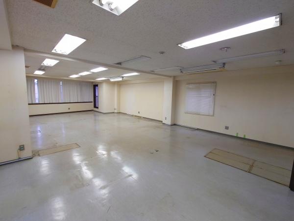 大阪市福島区野田３丁目の店舗・事務所