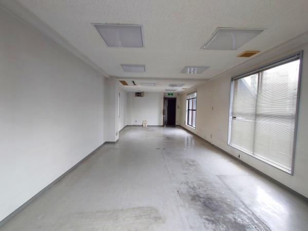 大阪市福島区野田３丁目の店舗・事務所