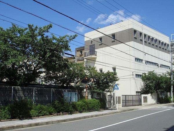 長岡京市開田４丁目のハイツ(長岡京市立長岡中学校)