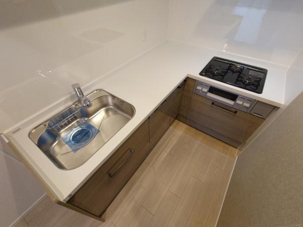 クローバーハイツ森小路三号棟