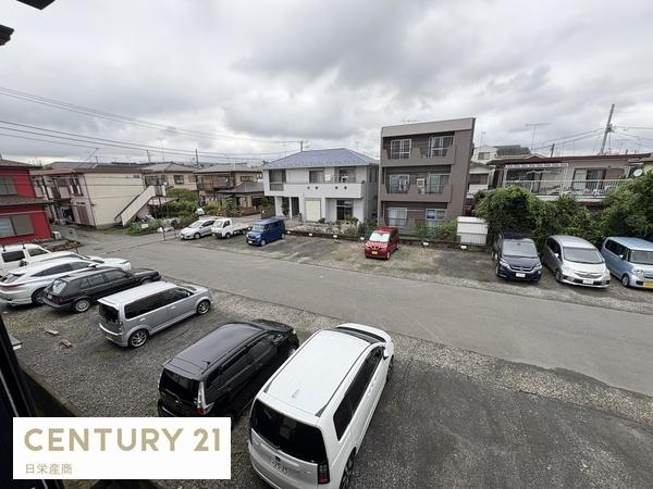 座間市緑ケ丘４丁目のアパート